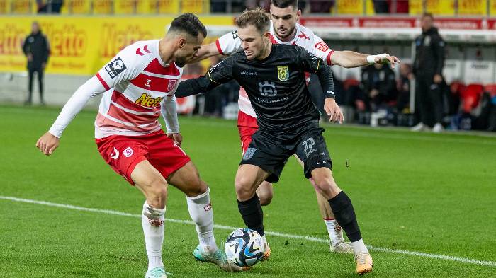 Trận Đấu Giữa SSV Jahn Regensburg và Unterhaching: Kịch Tính Bất Ngờ